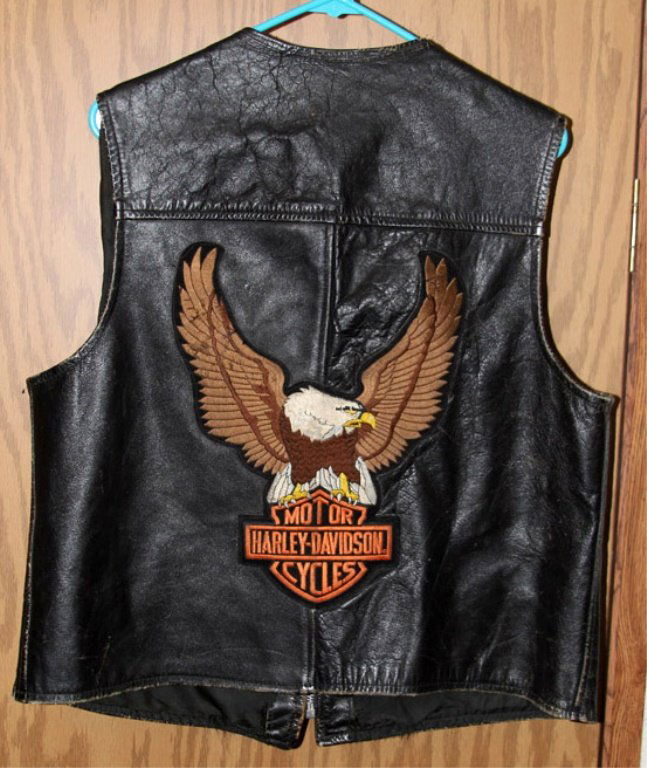 VINTAGE HARLEY DAVIDSON LEATHER MOTORCYCLE VEST (1 of 6)