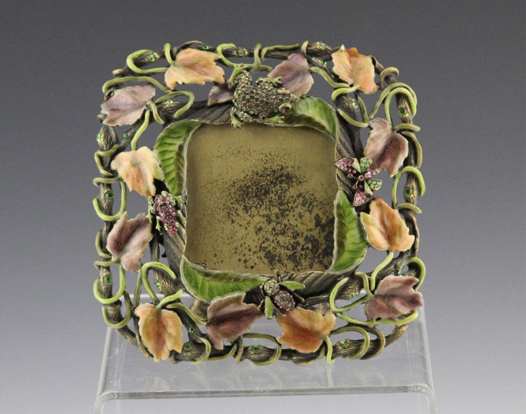 JAY STRONGWATER ENAMEL FROG FRAME (1 of 5)