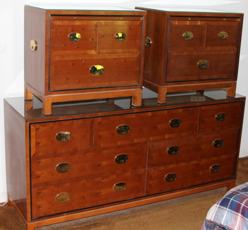 Hickory Manufacturing Co 4 Piece Bedroom Set Aug 19 2015