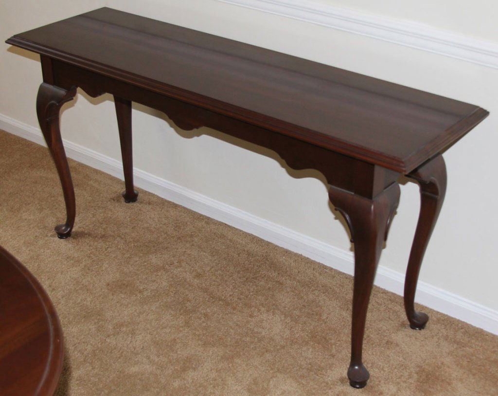 ETHAN ALLEN MOHOGANY HALL TABLE (1 of 6)