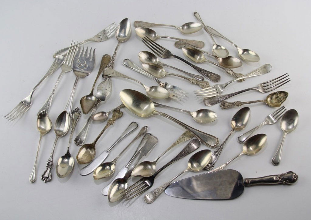 LARGE LOT OF MIXED STERLING SILVER FLATWARE (1 of 5)