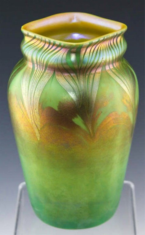 EARLY 20TH C AMERICAN GLASS (1 of 4)