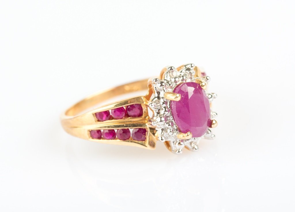 LADIES 14K YELLOW GOLD RUBY FASHION RING (1 of 3)