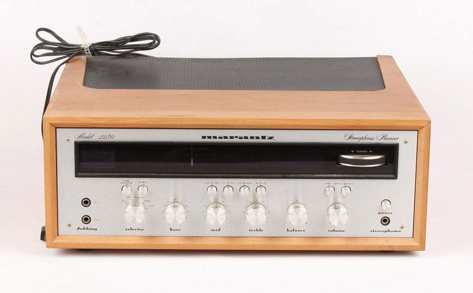 MARANTZ MODEL 2230 STEREOGRAPHIC RECEIVER (1 of 7)