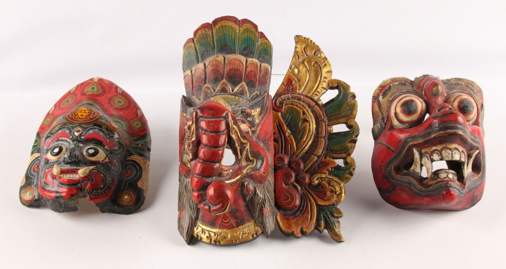 LOT OF THREE ASIAN MASK WALL HANGINGS (1 of 5)