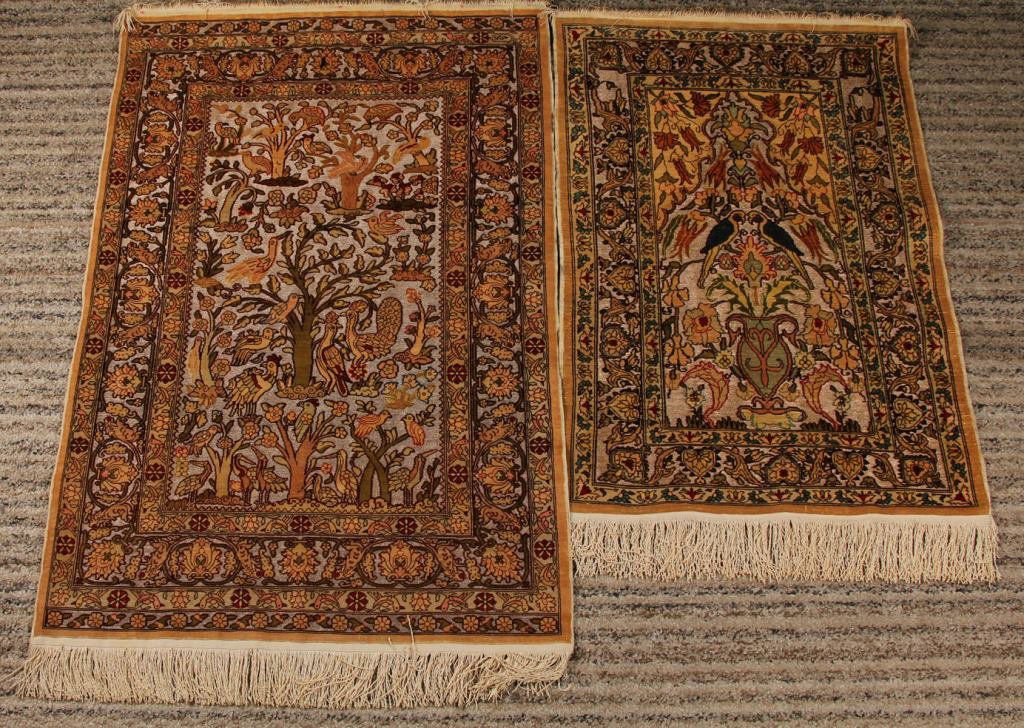 LOT OF TWO HANGING WALL TAPESTRIES (1 of 3)