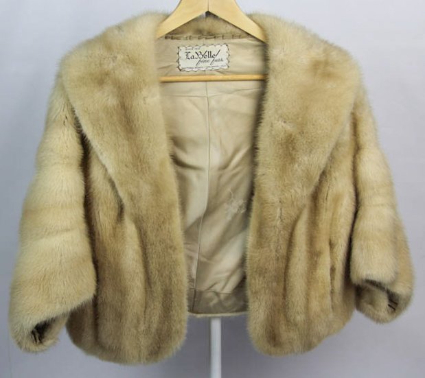 TOURMALINE MINK JACKET: TOURMALINE MINK JACKET Tourmaline mink from young female pelts, Silk lining, Furrier: La Belle Rich creamy color, with pockets, Monogrammed Size: 1-5 Shipping / Pickup: We Can Ship This Item Lot Locat