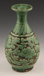 GREEN GLAZED CHINESE STONEWARE VASE: GREEN GLAZED CHINESE STONEWARE VASE Size: 10" Shipping / Pickup: Buyer Pick Up, 3rd Party Lot Location: #1 - Manor's Gallery