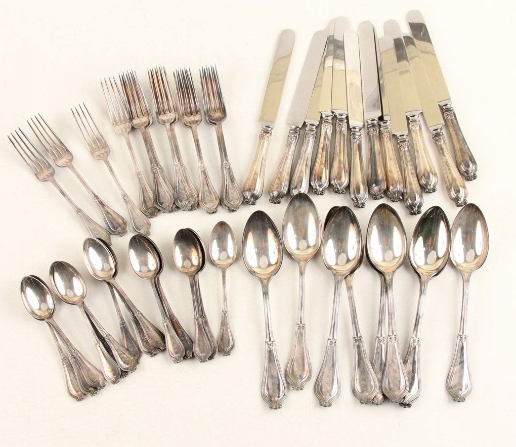 LOT OF SILVERPLATE TIFFANY & CO. FLATWARE (1 of 8)