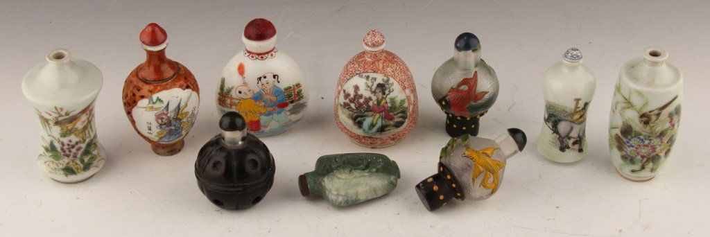 LOT OF 10 CHINESE SNUFF BOTTLES (1 of 3)
