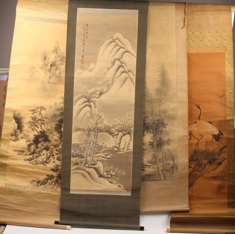 LOT OF FOUR CHINESE SCROLLS (1 of 5)