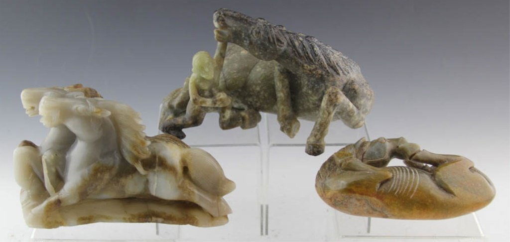 LOT OF 3 ASIAN SOFTSTONE HORSE CARVINGS (1 of 4)