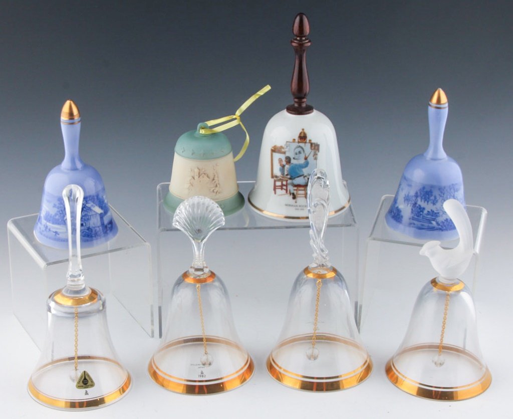SEVEN FRANKLIN MINT AND DANBURY MINT BELLS (1 of 3)