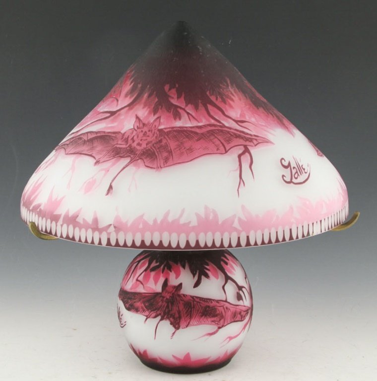 REPRODUCTION GALLE CAMEO GLASS LAMP: REPRODUCTION GALLE CAMEO GLASS LAMP Lamp does not contain any electrical components. Size: 12" Shipping / Pickup: Buyer Pick Up, 3rd Party Lot Location: #1 - Manor's Gallery