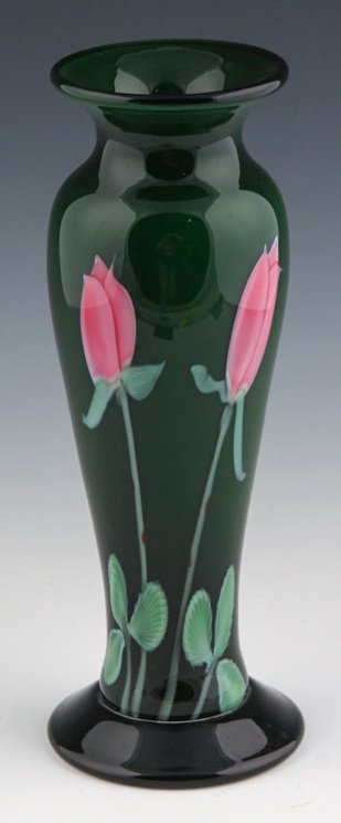 ORIENT & FLUME SCOTT BEYERS ROSE MOTIF GLASS VASE: ORIENT & FLUME SCOTT BEYERS ROSE MOTIF GLASS VASE Orient & Flume rose motif glass vase. Signed by the artist, Scott Beyers, to the underside. Size: 9" Shipping / Pickup: Buyer Pick Up, 3rd Party Lot L