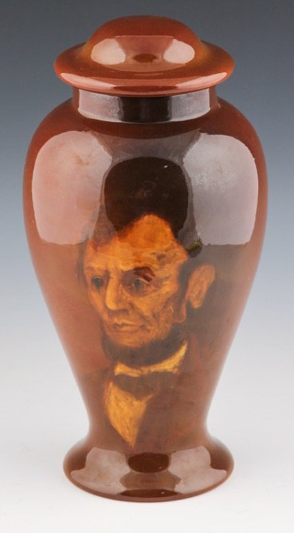 ROZART POTTERY ABRAHAM LINCOLN VASE W LID 1973 (1 of 3)