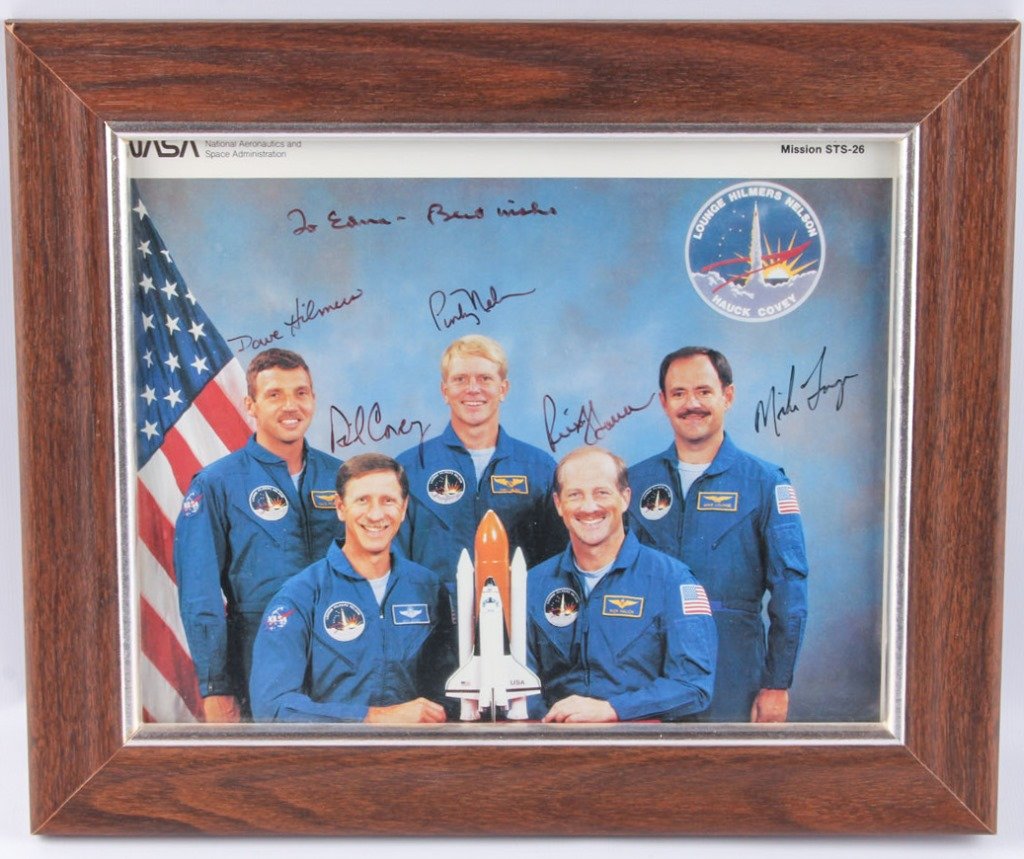 SIGNED PERSONALIZED CREW OF SPACE SHUTTLE PHOTO (1 of 4)