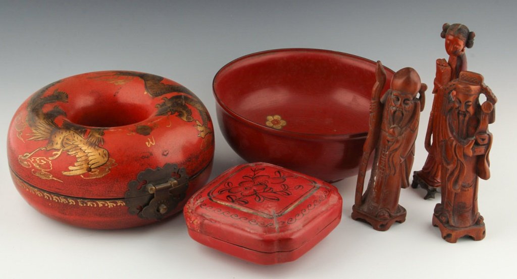 6 ASIAN WOODEN ITEMS (1 of 5)