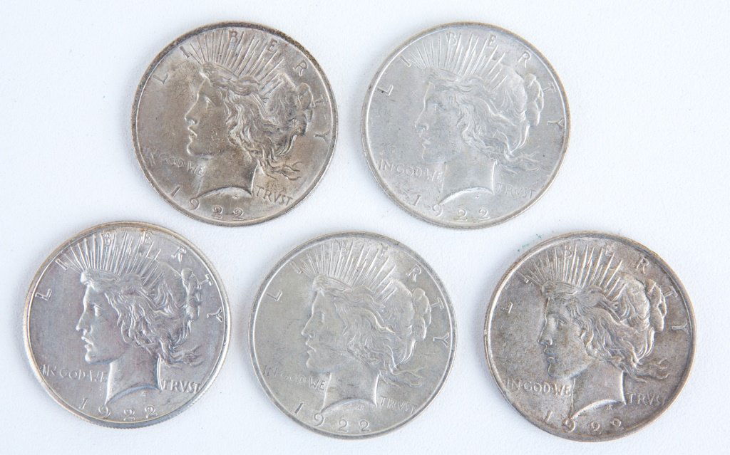 5 US 1922 SILVER PEACE DOLLARS (1 of 3)