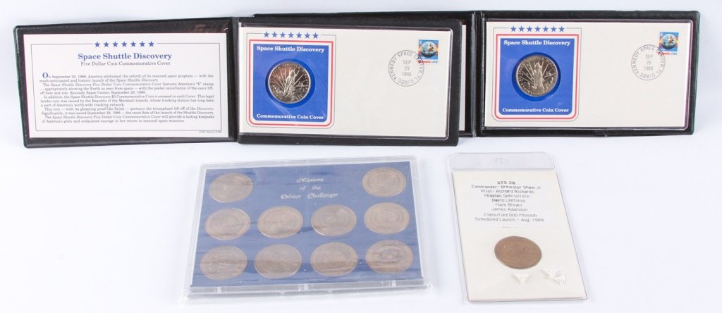 13 SPACE THEMED COMMEMORATIVE COLLECTOR COIN LOT (1 of 6)