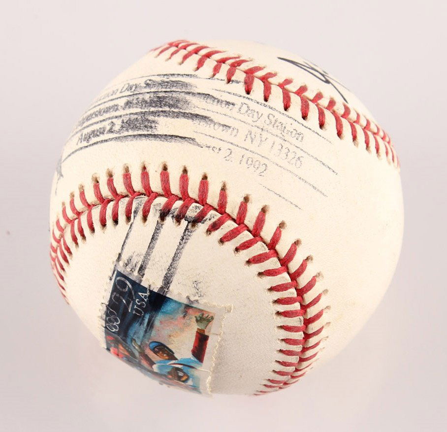 AUTOGRAPHED WILLIE MAYS BASEBALL (1 of 4)