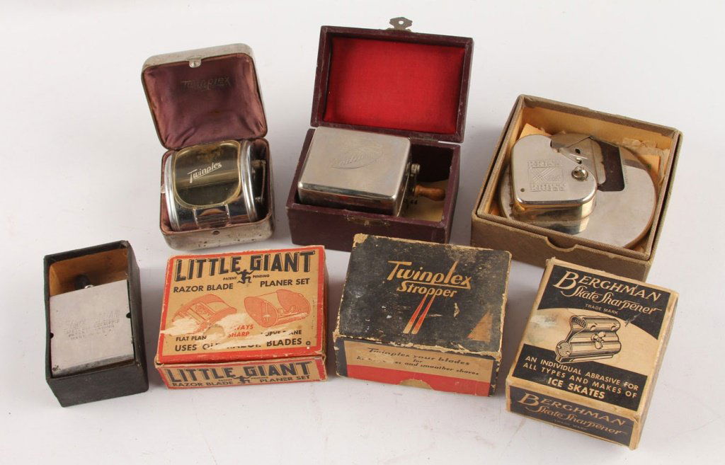 MIXED LOT OF 7 SHAVING BLADE SHARPENING STROPPERS (1 of 5)