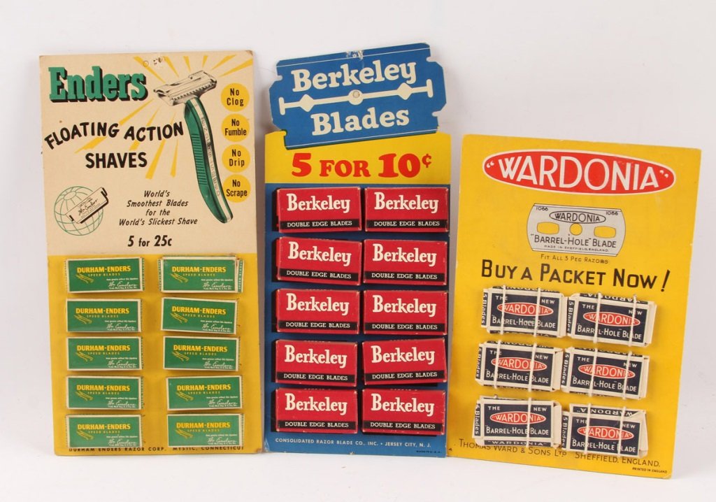 LOT OF 3 CARDBOARD MIXED RAZOR BLADE DISPLAY ITEMS (1 of 4)