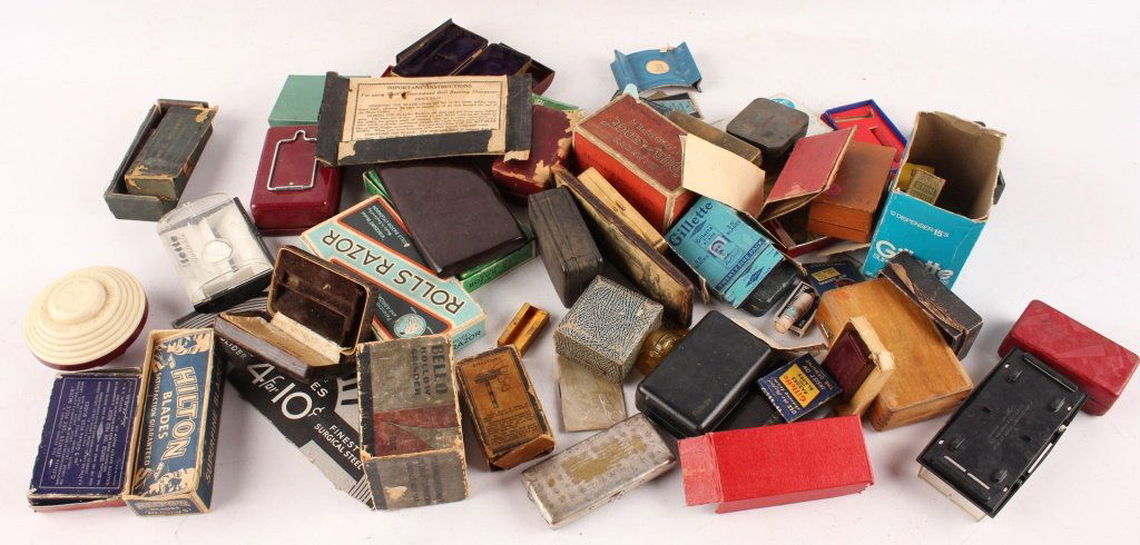 LARGE LOT OF EMPTY RAZOR & RELATED BOXES AND CASES (1 of 5)