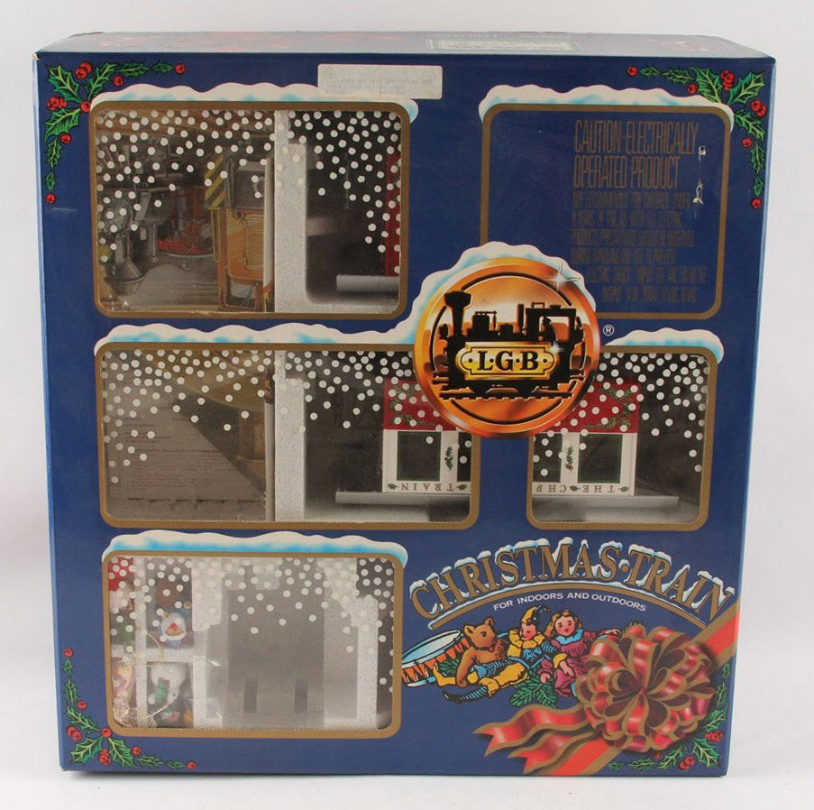 LGB 21540 RED CHRISTMAS TRAIN SET (1 of 3)