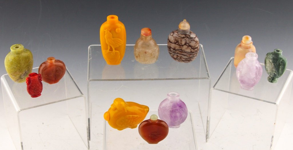 12 CHINESE SNUFF BOTTLES | GLASS AND STONE (1 of 5)