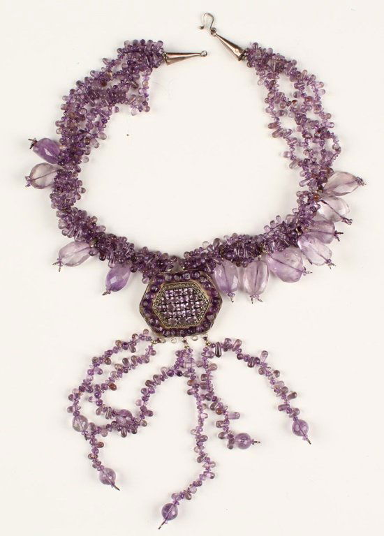 SILVER PLATE AMETHYST STRUNG NECKLACE (1 of 5)