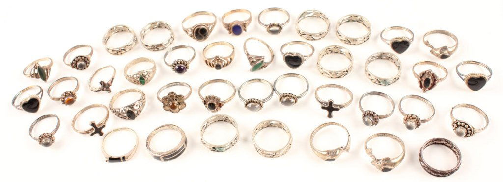 40 STERLING SILVER RINGS (1 of 3)