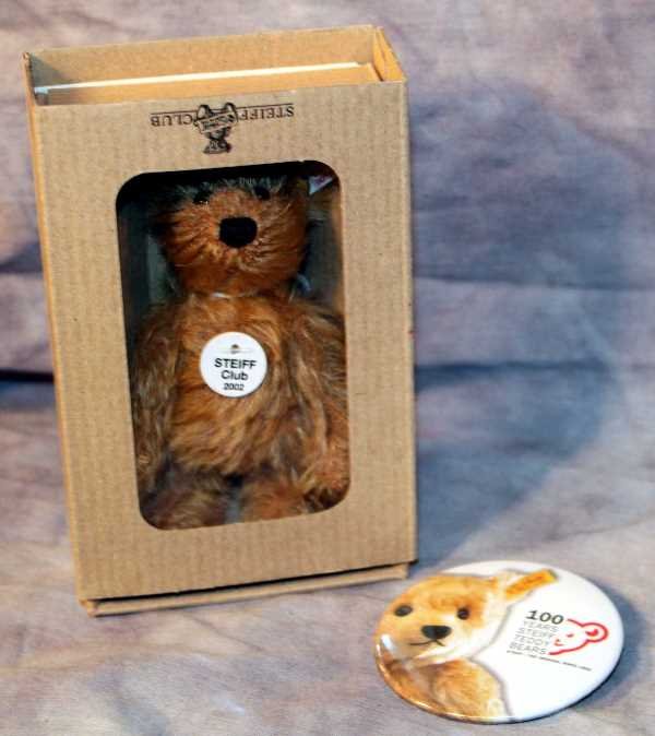 Steiff Bear: 100 years Steiff Club Bear in original box, No. 6969914, 2002 , 7cm, Cinnamon