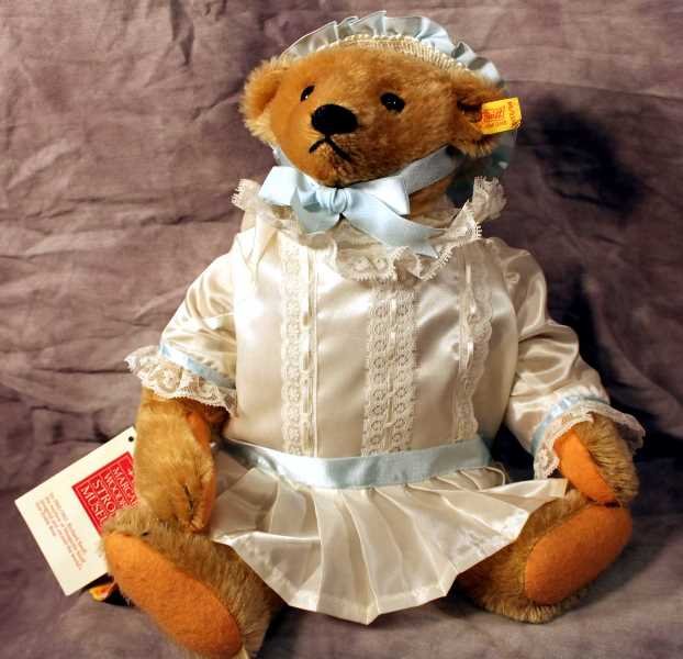 Steiff Bear: Steiff Bear "The Margaret Woodbury Strong Museum--Margarette Steiff Giengen-Brenz" commemorative Bear in dress. No 0155/34