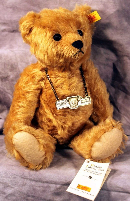 Steiff Bear: Steiff Bear " Danbury Mint Anniversary" Light blonde, No. 666612, 30cm