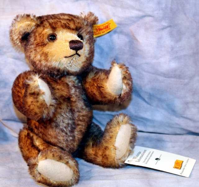 Steiff Bear: Steiff Bear No. 666766 Brown 8" Tipped Fur Bear MOHAIR JOINTED