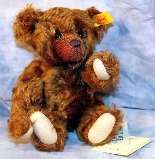 Steiff Bear: Steiff Bear "Teddy Girl" Danbury Mint Anniversary Bear, No. 666834