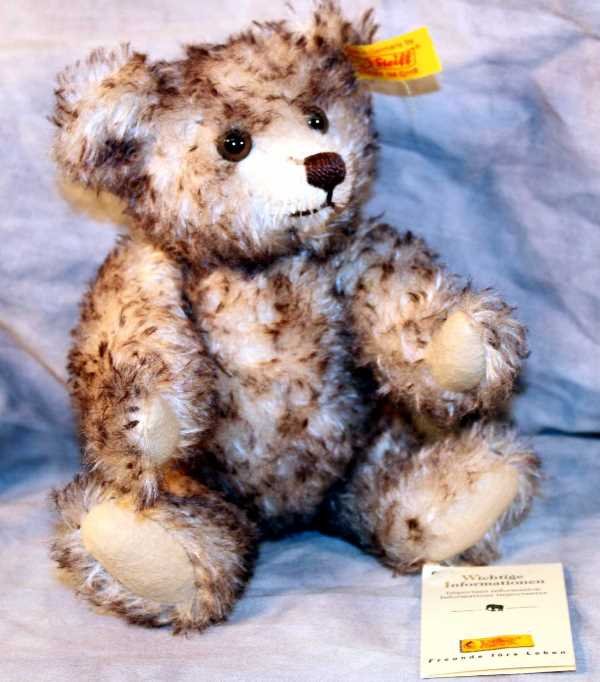 Steiff Bear: Steiff Bear 666759, Mini Happy Danbury Mint USA, brown tipped, 20, 2002