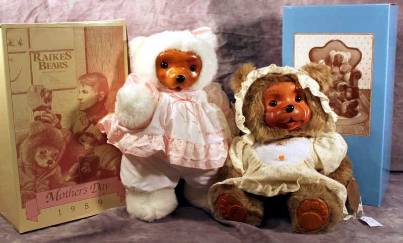 Raikes Bear: Set of (2) Robert Raikes L. Ed. Bears- (1) "Jenny" and (2) 1989 "Happy Mothers Day" both in original boxes