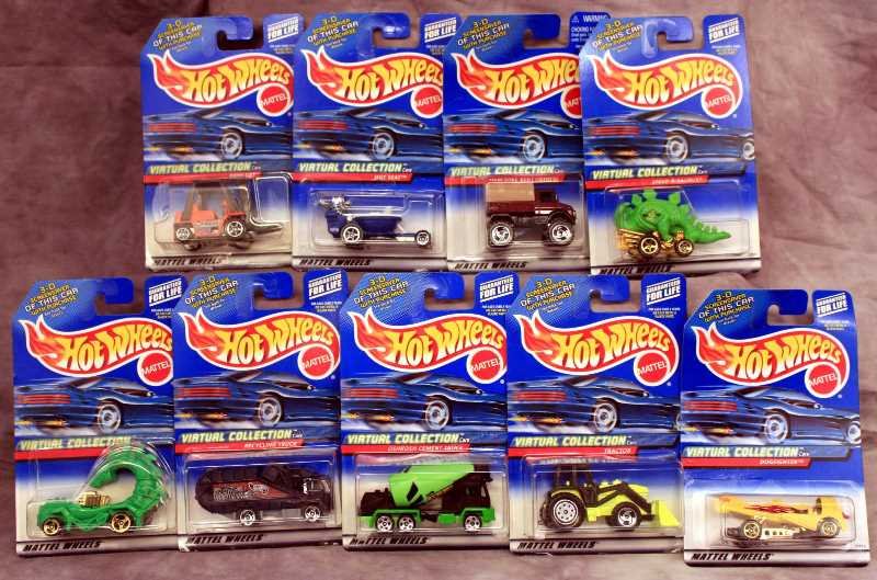 Collectibles: Special Series Hot Wheels Collector Car Sets - (9) Virtual Collections Model Cars new on board