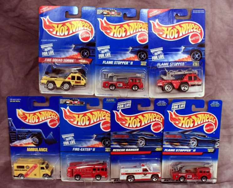 Collectibles: Special Series Hot Wheels Collector Car Sets - (7) Fire and Rescue Collections Model Cars new on board