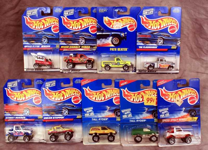 Collectibles: Hot Wheels Collector Cars --(9) Monster Trucks Model Cars new on Card