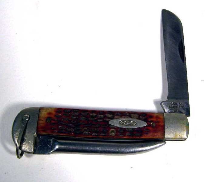 Case #6246R Yatchman's Sailors Rigger Knife: Vintage used knife, marked Case 6246R, good condition with wear from normal use. Blade is approx. 3" long.