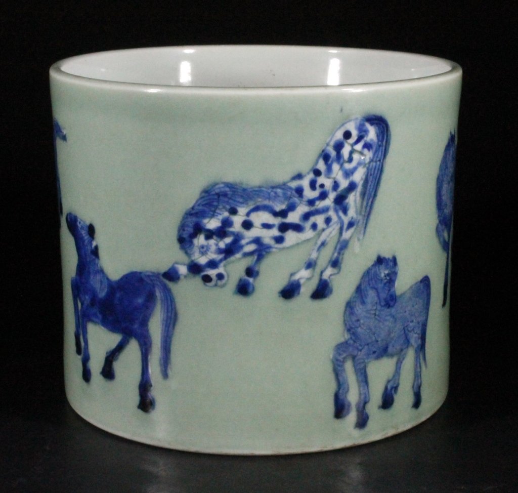 Antique Chinese Blue and White Pen Holder: Size: 6.5"T 8"D