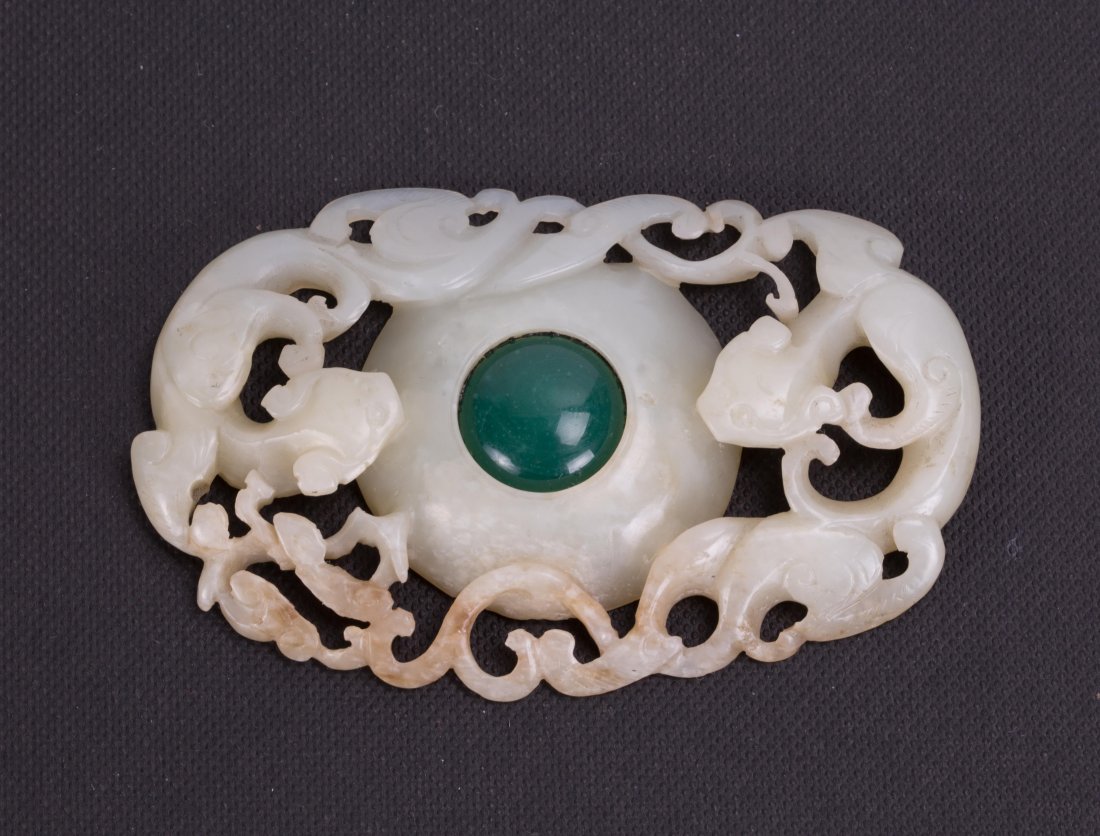 CHINESE WHTIE JADE TWIN DRAGON PLAQUE: Ming Dynasty, 15th century, 3 1/4 in. x 2 in.