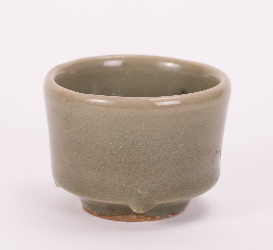 CHINESE MING CELADON PORCELAIN CENSER (1 of 3)