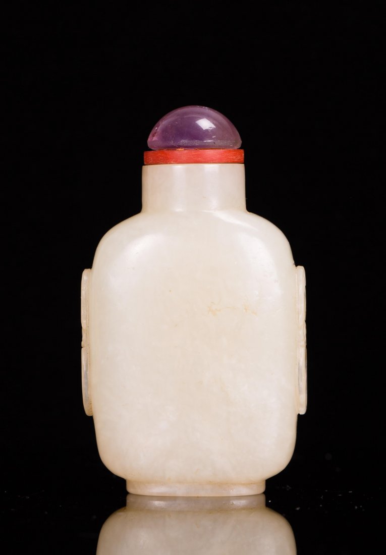 CHINESE JADE SNUFF BOTTLE (1 of 5)