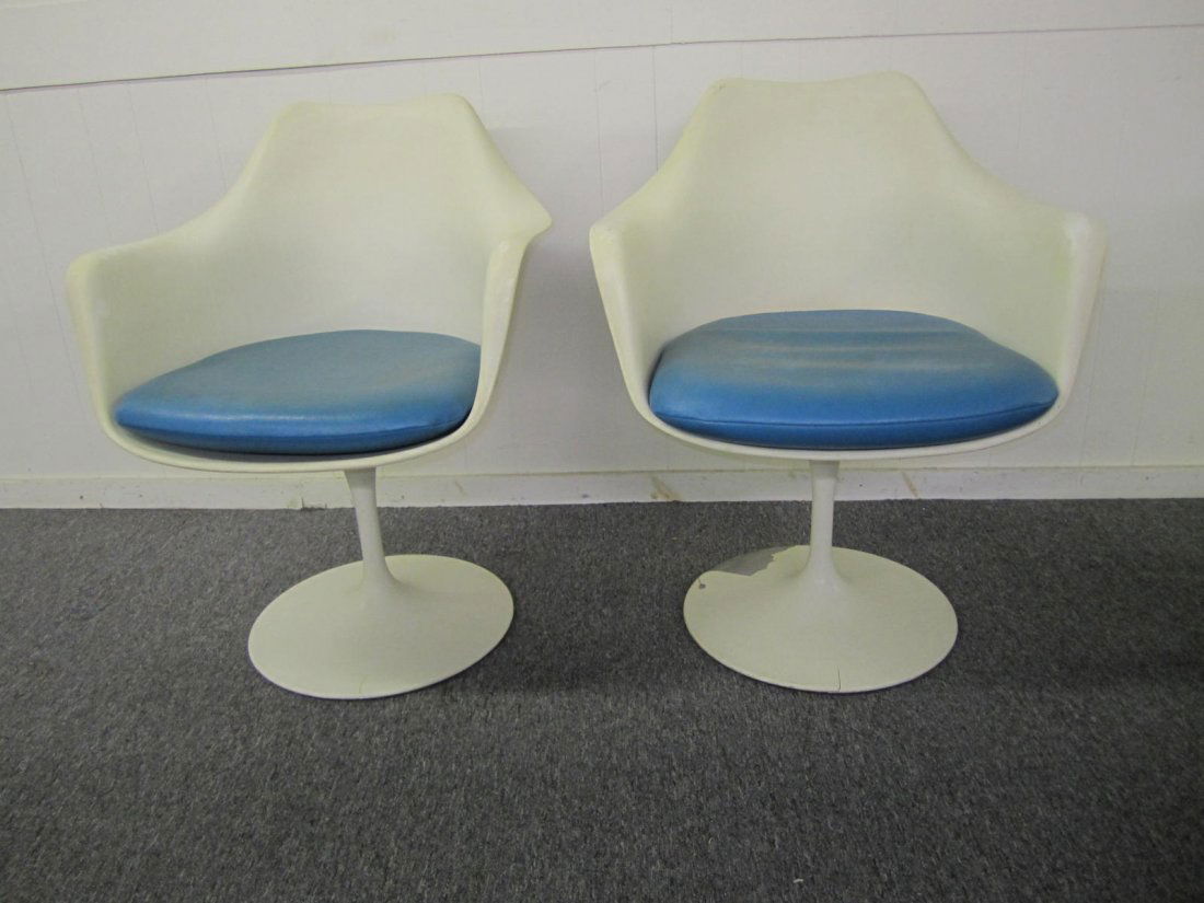 Pair Knoll Saarinen Tulip Arm Chairs (1 of 4)