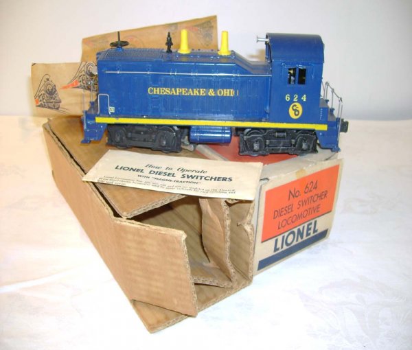 ABT: Great Lionel #624 C&O Switcher/Brick OB+: Paul V. Ambrose and Drew J. Bauer present: This is the #624 C&O Switcher with diecast frame and magentraction that Lionel made in the early 1950s. Our Opinion is that it is generally in Like New Condi
