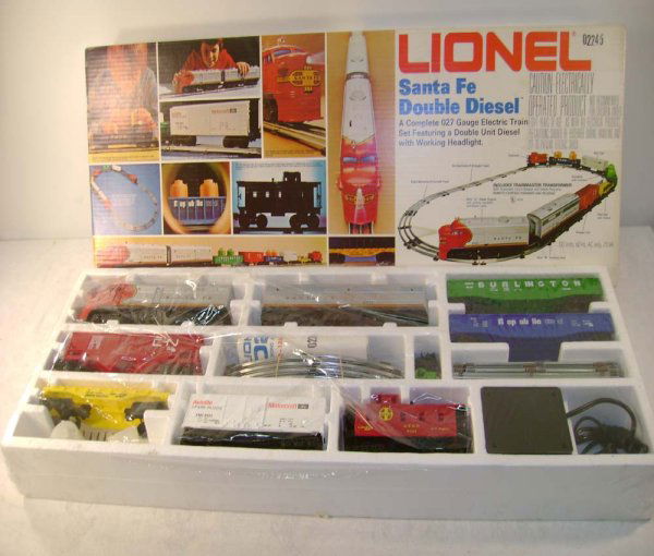 ABT: Mint Lionel #1489 SF Alco AB Freight Set/OB: Paul V. Ambrose and Drew J. Bauer present: This is the #1489 Santa Fe Double Diesel Freight Set that Lionel made in the early 1970s. This Set includes the #8020/21 Red/Silver Santa Fe Alco AB Diesels,
